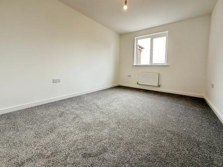 3 bedroom Semi-detached house to let in Alfie Williams Way, Gainsborough, DN21