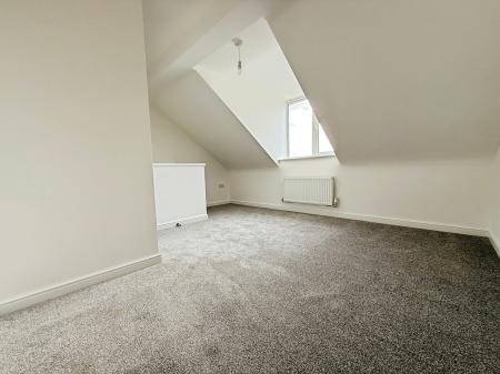 3 bedroom Semi-detached house to let in Alfie Williams Way, Gainsborough, DN21