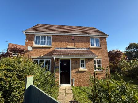 4 bedroom Detached house to let in Sunningdale Way, Gainsborough, DN21