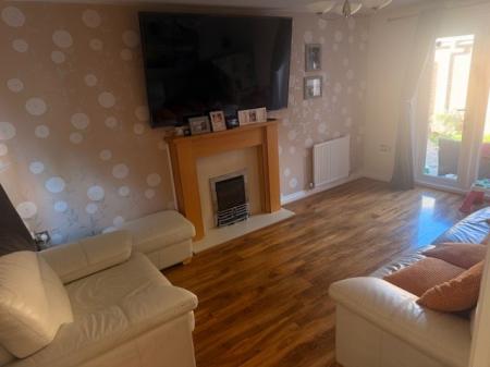 4 bedroom Detached house to let in Sunningdale Way, Gainsborough, DN21