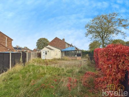 3 bedroom Semi-detached house for sale in George Street, Keadby, DN17