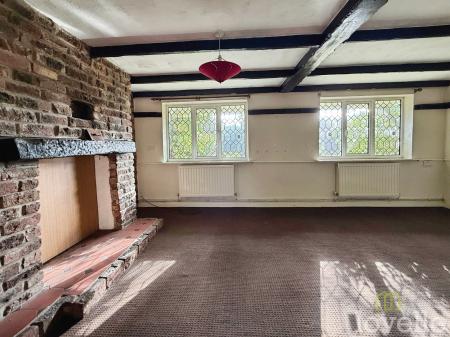 3 bedroom Semi-detached house for sale in George Street, Keadby, DN17