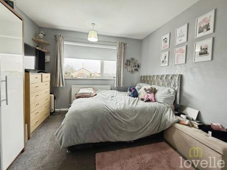 4 bedroom End of terrace house for sale in Riseholme Road, Gainsborough, DN21