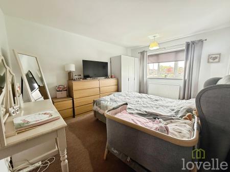 4 bedroom End of terrace house for sale in Riseholme Road, Gainsborough, DN21
