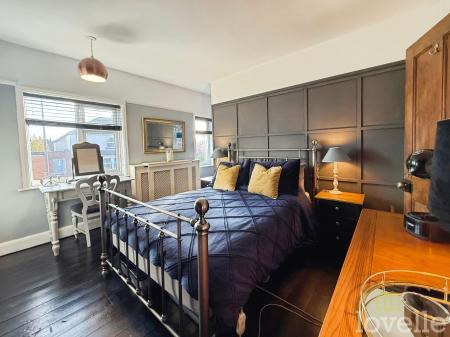 2 bedroom End of terrace house for sale in High Street, Blyton, DN21