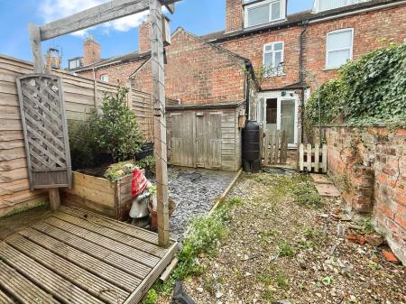 4 bedroom Terraced House to let in Trent Street, Gainsborough, DN21