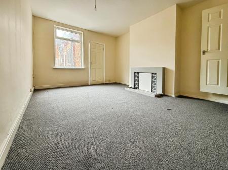 4 bedroom Terraced House to let in Trent Street, Gainsborough, DN21