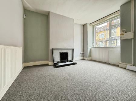 4 bedroom Terraced House to let in Trent Street, Gainsborough, DN21