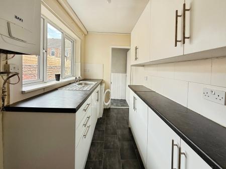 4 bedroom Terraced House to let in Trent Street, Gainsborough, DN21