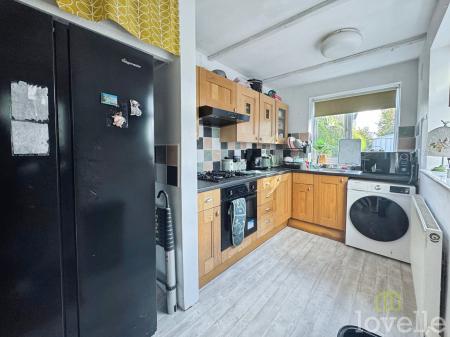 2 bedroom Terraced House for sale in North Street, Morton, DN21