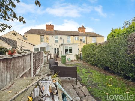 2 bedroom Terraced House for sale in North Street, Morton, DN21