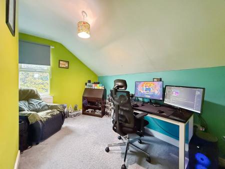 4 bedroom Semi-detached house for sale in Sandsfield Lane, Gainsborough, DN21