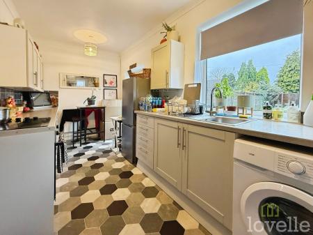 2 bedroom Semi-detached house for sale in Rowland Road, Scunthorpe, DN16