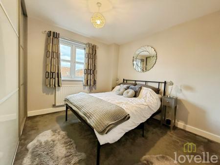 2 bedroom Apartment for sale in Adlington Mews, Gainsborough, DN21