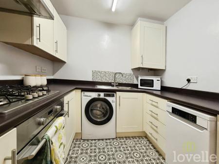 2 bedroom Apartment for sale in Adlington Mews, Gainsborough, DN21