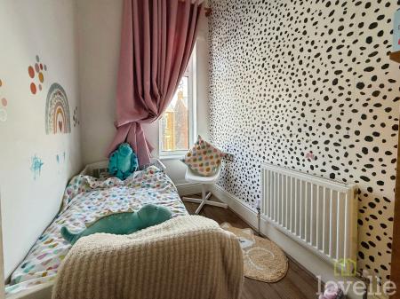 3 bedroom Semi-detached house for sale in Arthur Road, Gainsborough, DN21