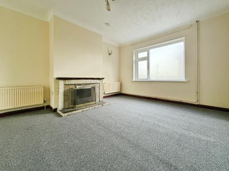 3 bedroom Semi-detached house to let in Laycock Avenue, Gringley on the Hill, DN10