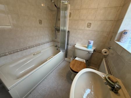 2 bedroom Terraced House to let in Burton Street, Gainsborough, DN21