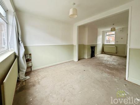 2 bedroom Terraced House for sale in Stanley Street, Gainsborough, DN21