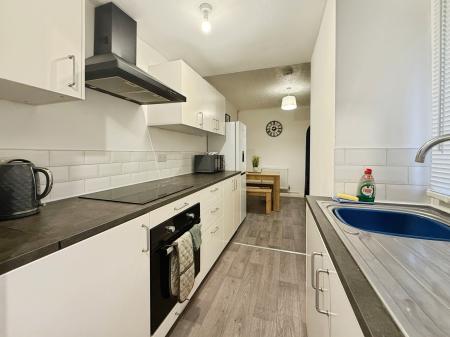 2 bedroom Terraced House to let in Linden Terrace, Gainsborough, DN21