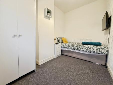 2 bedroom Terraced House to let in Linden Terrace, Gainsborough, DN21