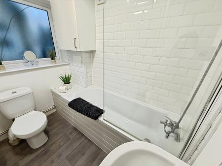 2 bedroom Terraced House to let in Linden Terrace, Gainsborough, DN21