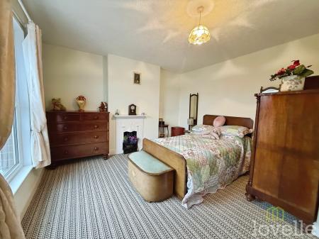 3 bedroom Detached house for sale in Newbigg, Westwoodside, DN9