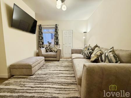 3 bedroom Terraced House for sale in Colville Terrace, Gainsborough, DN21