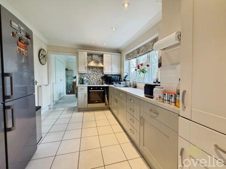 4 bedroom Detached house for sale in Trent Approach, Marton, DN21