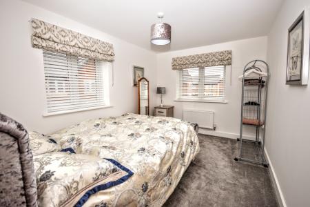 4 bedroom Detached house for sale in Acorn Avenue, Louth, LN11