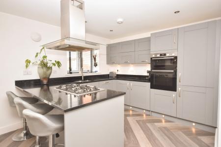 4 bedroom Detached house for sale in Acorn Avenue, Louth, LN11