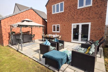 4 bedroom Detached house for sale in Acorn Avenue, Louth, LN11
