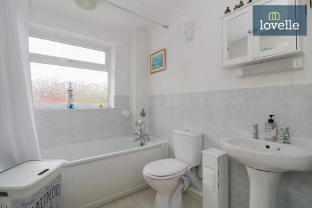 3 bedroom Detached house for sale in Anderby Drive, Grimsby, DN37