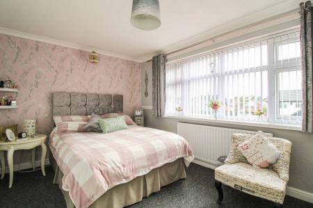 3 bedroom Detached house for sale in Anderby Drive, Willows, Grimsby, DN37