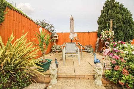 3 bedroom Detached house for sale in Anderby Drive, Willows, Grimsby, DN37