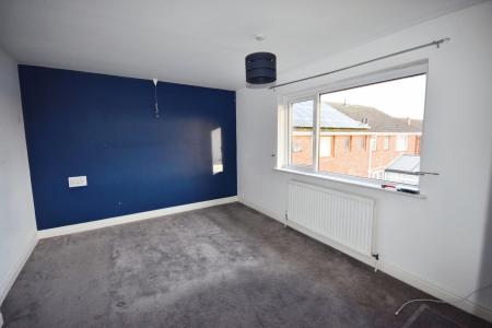 3 bedroom Semi-detached house for sale in Arundel Drive, Louth, LN11
