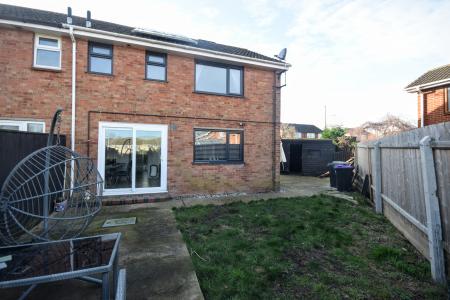 3 bedroom Semi-detached house for sale in Arundel Drive, Louth, LN11