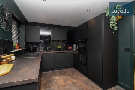 4 bedroom Detached house for sale in Bellflower Road, Scartho, Grimsby, DN33