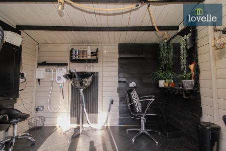 4 bedroom Detached house for sale in Bellflower Road, Scartho, Grimsby, DN33