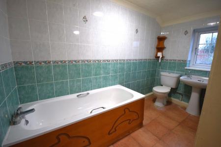 4 bedroom Detached house for sale in Biergate, Grainthorpe, LN11