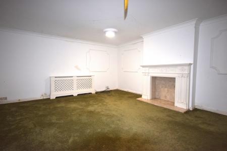 4 bedroom Detached house for sale in Biergate, Grainthorpe, LN11