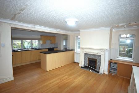 4 bedroom Detached house for sale in Biergate, Grainthorpe, LN11