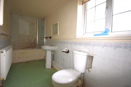 4 bedroom Detached house for sale in Biergate, Grainthorpe, LN11