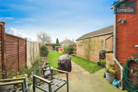 3 bedroom End of terrace house for sale in Brocklesby Road, Grimsby, DN34