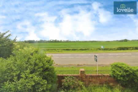 5 bedroom Detached house for sale in Calceby Way, Swaby, LN13