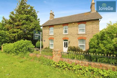 5 bedroom Detached house for sale in Calceby Way, Swaby, LN13