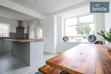 3 bedroom Detached house for sale in Carr Lane, Grimsby, DN32