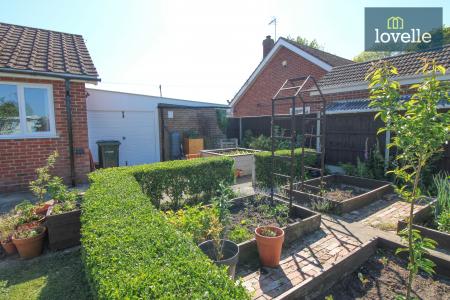 2 bedroom Detached bungalow for sale in Cemetery Road, North Somercotes, LN11