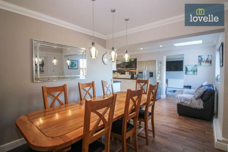 5 bedroom Detached bungalow for sale in Cemetery Road, North Somercotes, LN11