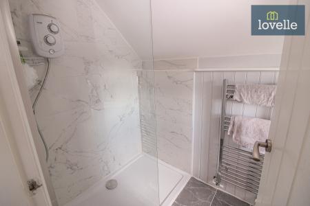 4 bedroom Detached house for sale in Chapel Lane, Manby, LN11